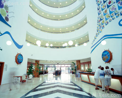 Catamaran Resort Hotel 5